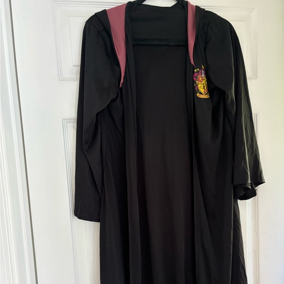 Youth Harry Potter Gryffindor Robe Costume size L - Picture 1 of 3